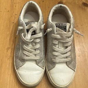 Vintage Havana White and Silver Sneakers